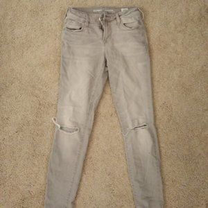 Old Navy light gray skinny jeans